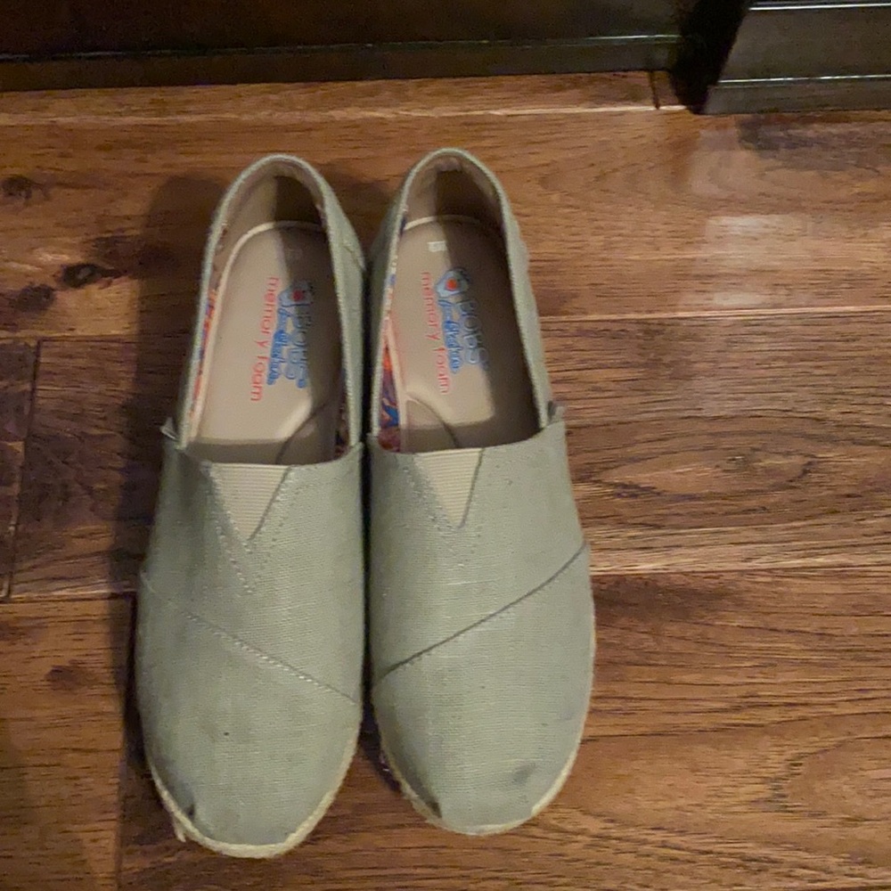 Bobs